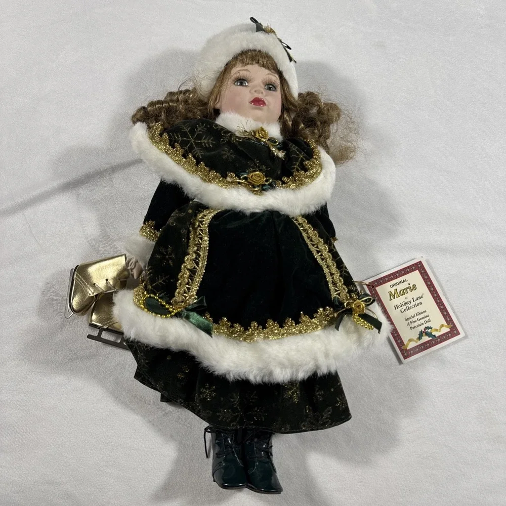 Vtg‎ '03 Dollex Marie Holiday Lane Collection Special Edition Porcelain Doll